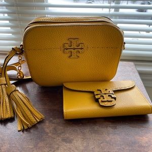 Tory Burch McGraw Camera Bag & McGraw Wallet set